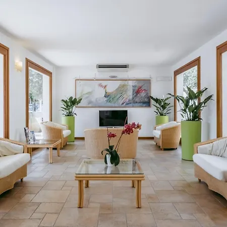 ホテル アンジェドラス アルゲーロ