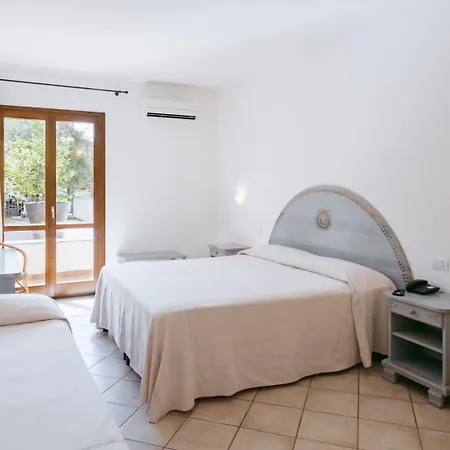 安格拉斯酒店 酒店 3*