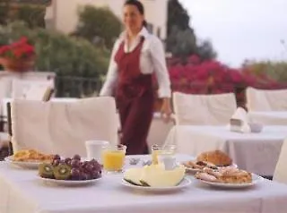 安格拉斯酒店 3*